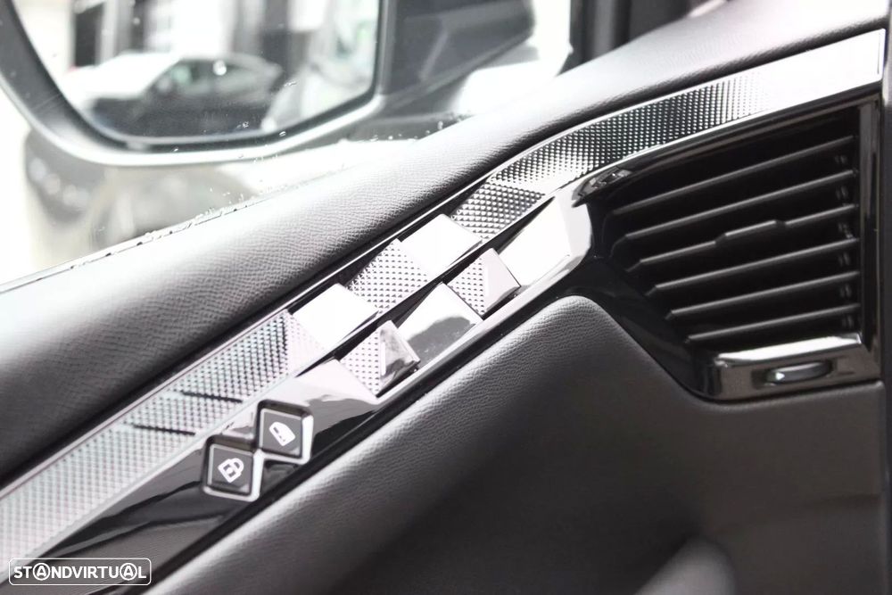 DS DS4 1.5 BlueHDi Bastille EAT8 - 12