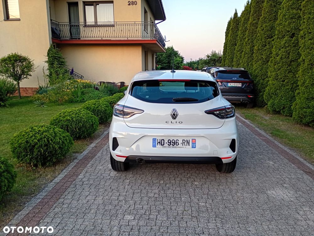 Renault Clio - 12