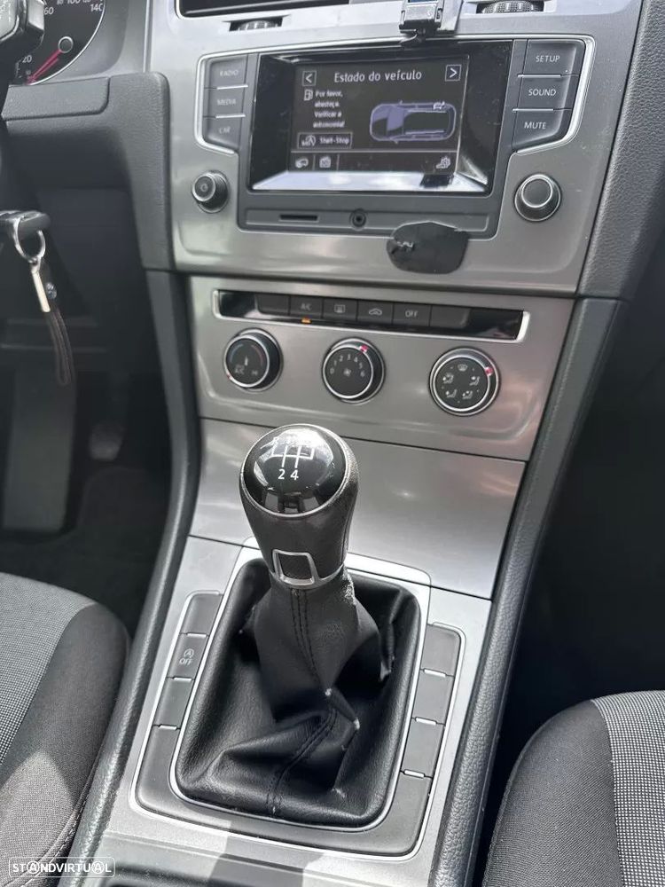 VW Golf Variant 1.6 TDi Highline - 26