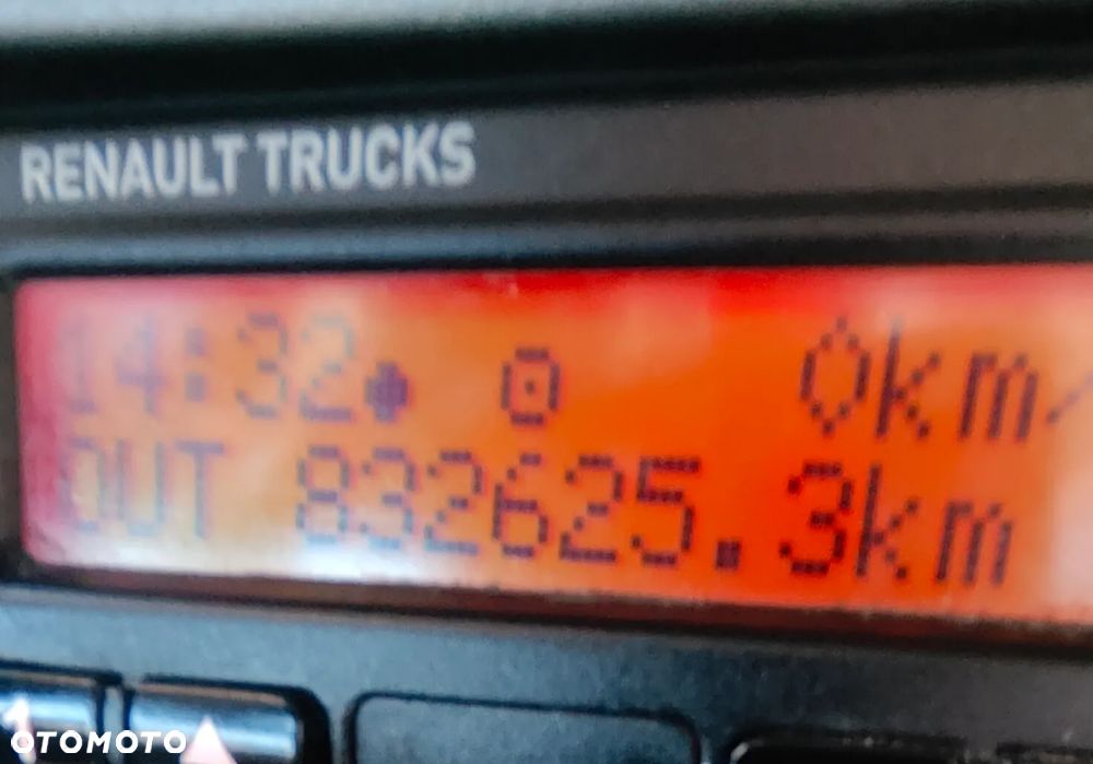 Renault MAGNUM 480 EEV - 14
