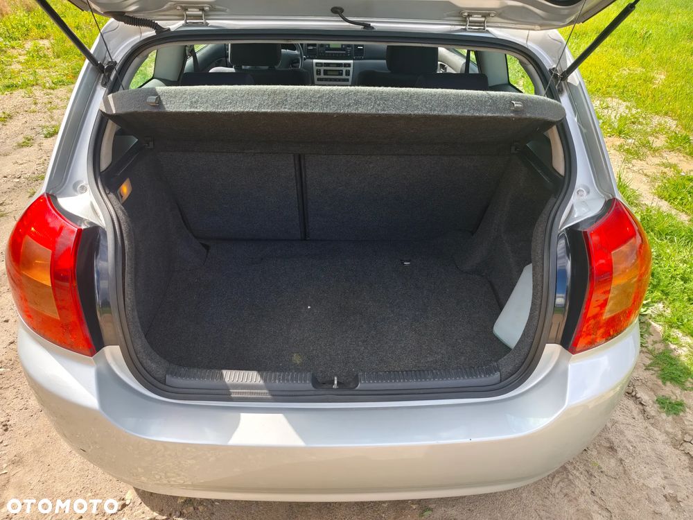 Toyota Corolla 1.6 VVT-i Sol - 14