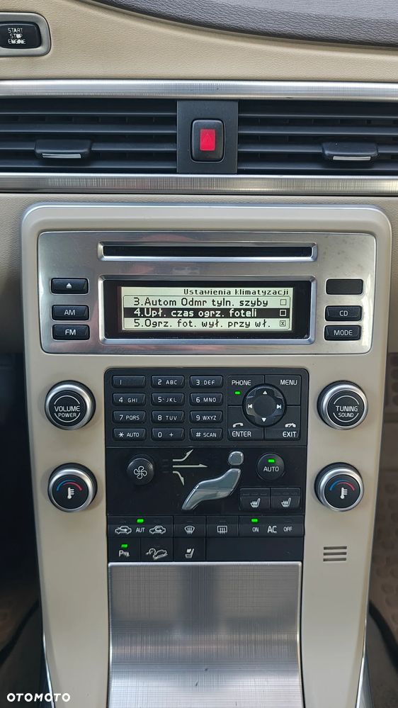 Volvo XC 70 - 16