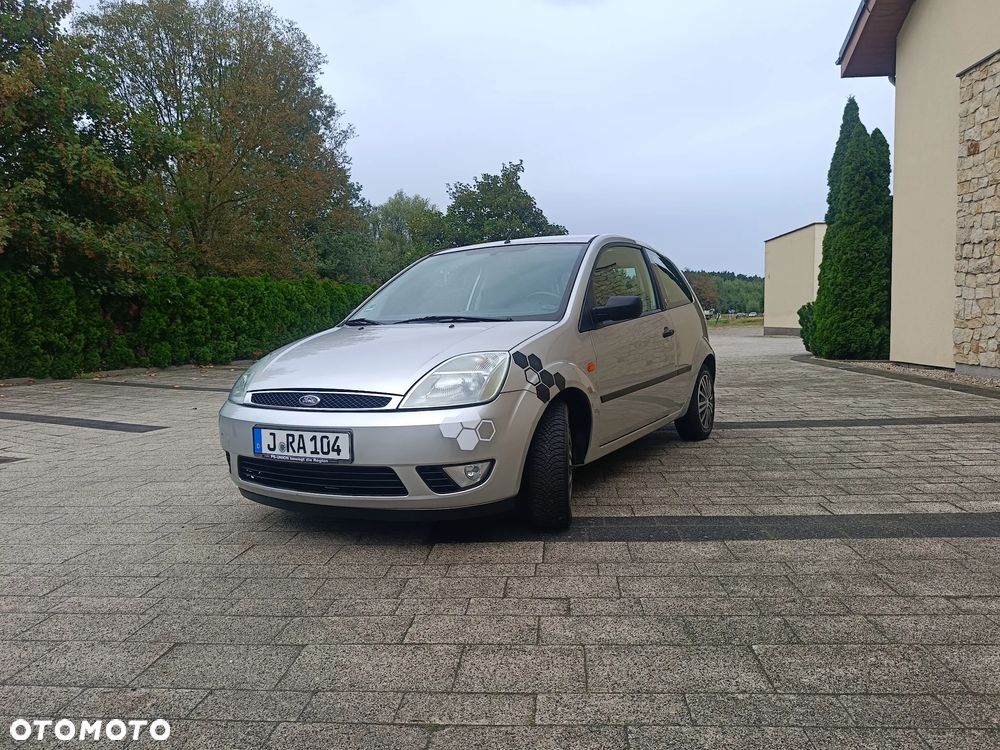 Ford Fiesta - 15