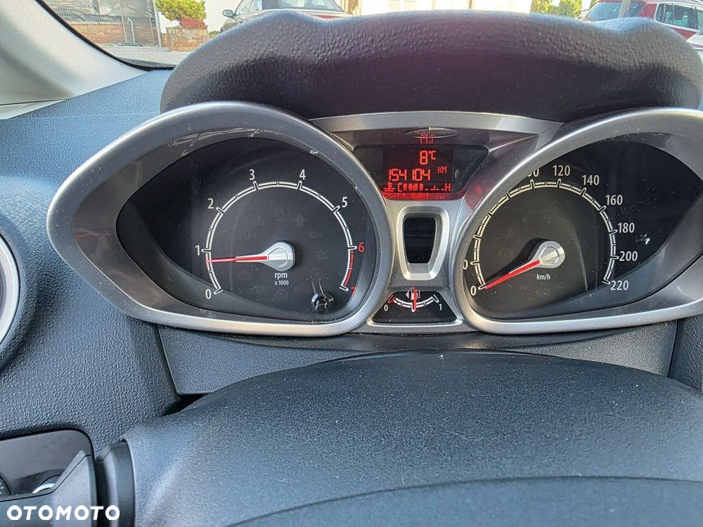 Ford Fiesta - 16
