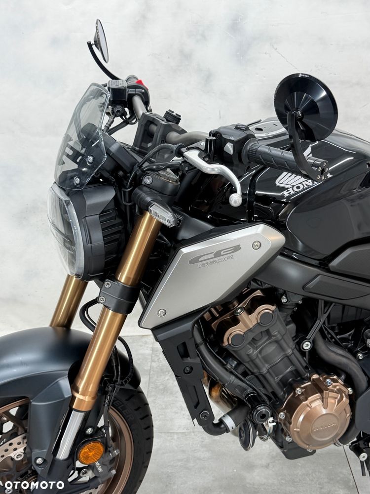 Honda CB - 18
