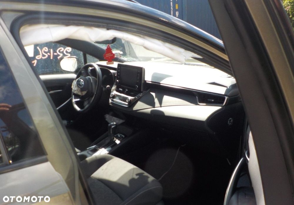 Toyota Corolla - 17
