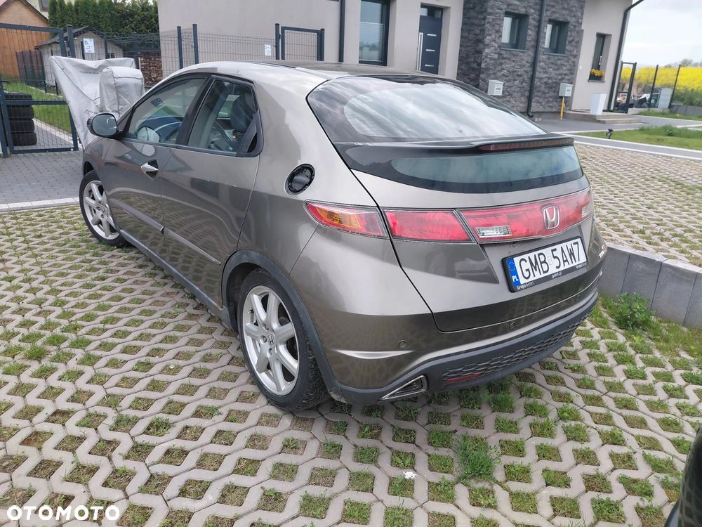 Honda Civic 1.8 Executive - 5