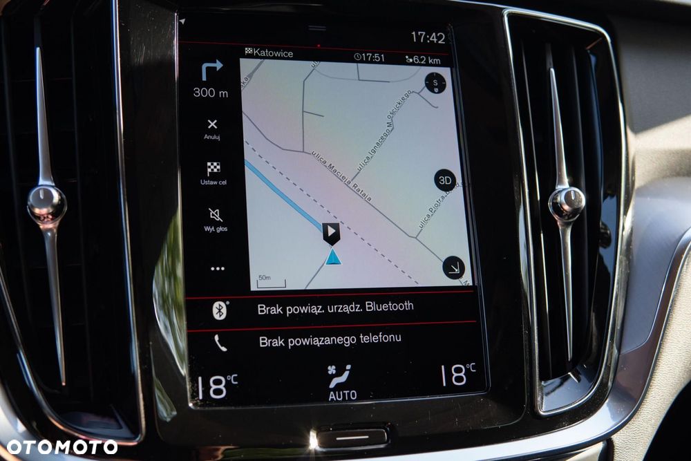 Volvo V60 B4 D Momentum Pro - 23