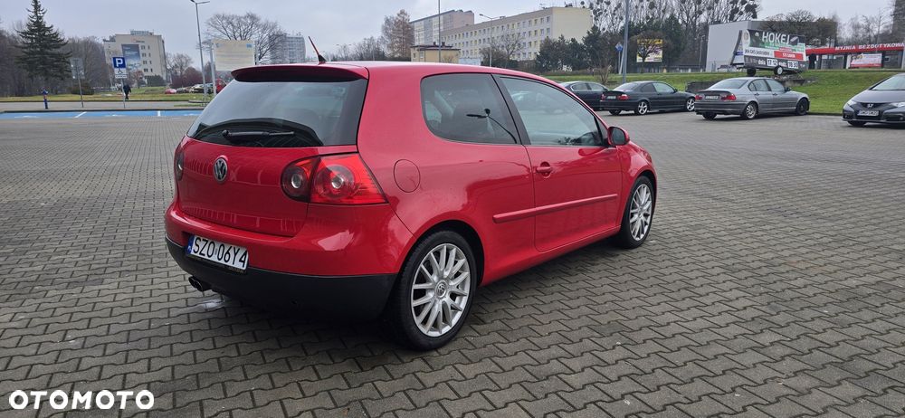 Volkswagen Golf 2006 photo 4