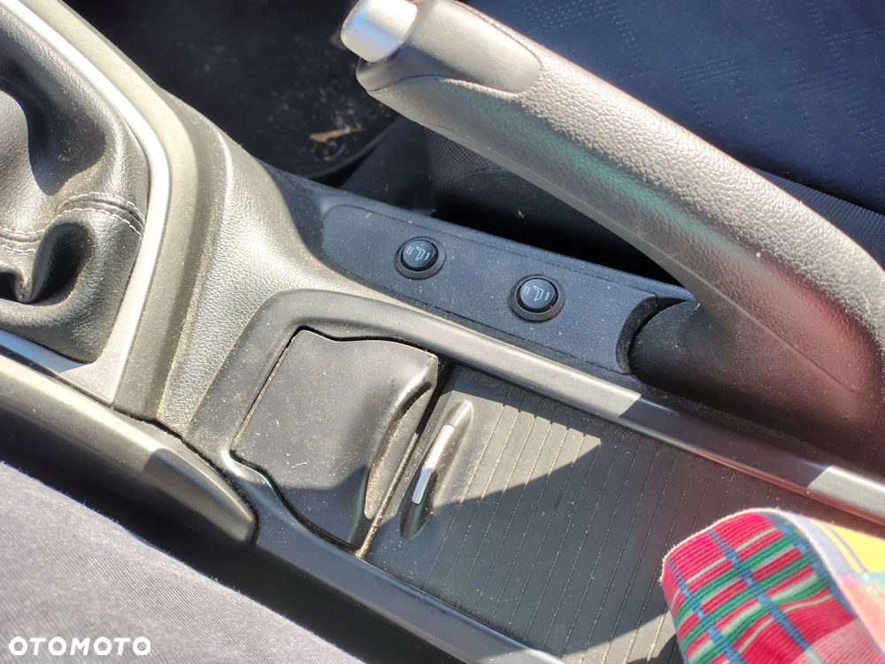 Honda Civic 1.8 i-VTEC Sport - 17