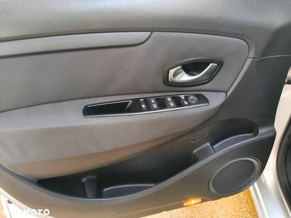 Renault Grand Scenic Gr 1.4 16V TCE Privilege - 19