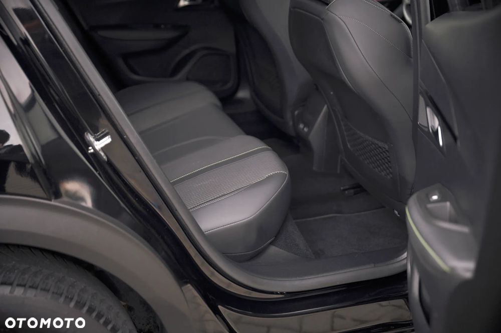 Peugeot 2008 PureTech 130 Stop&Start GT-Line Edition - 22