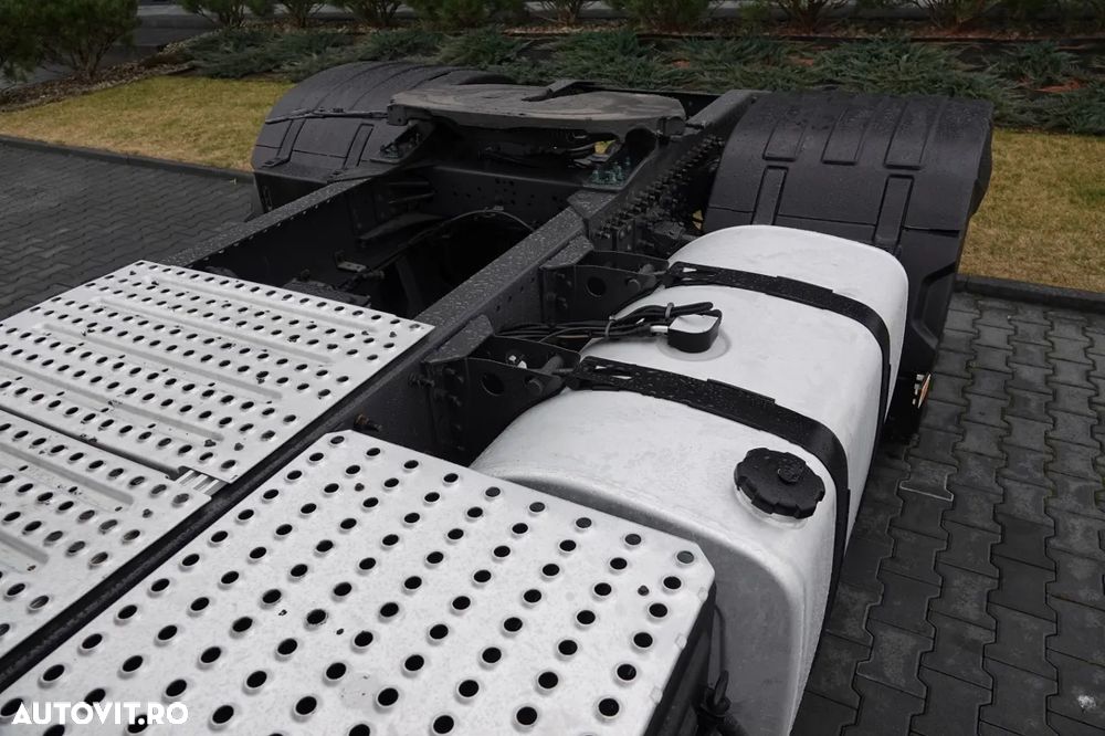 Volvo FM 450 / ADR / JANTE ALIE / GREUTATE: 6900KG / EURO 5 / DUPA CONTRACTUL DE SERVICE - 11