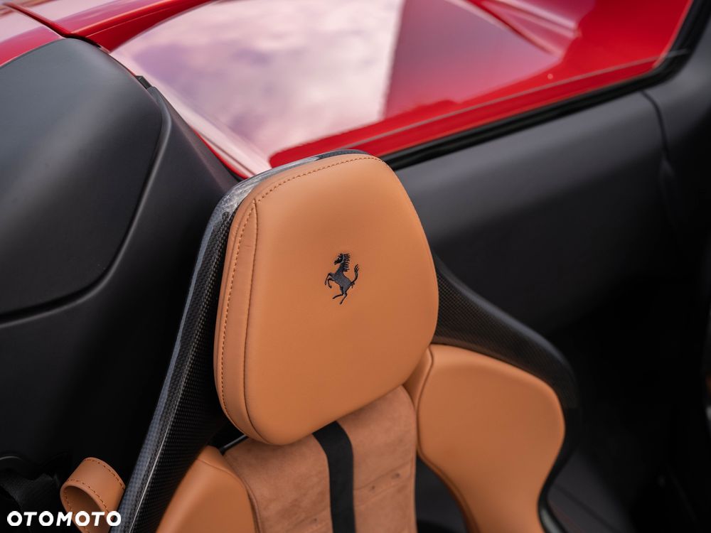 Ferrari 296 GTS - 26