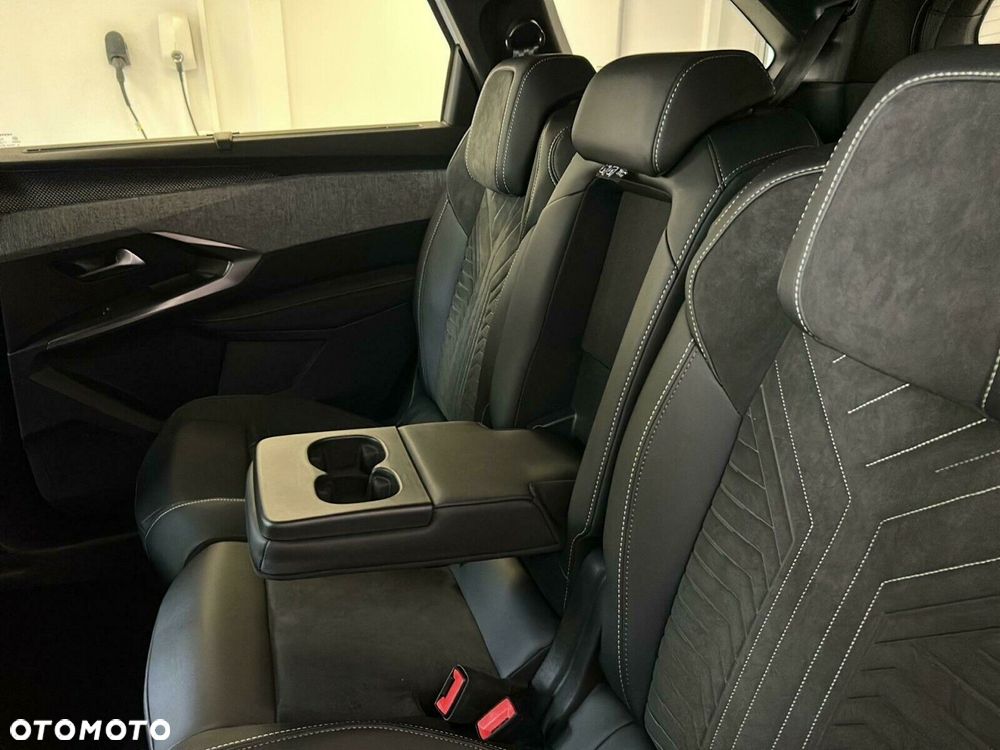 Peugeot 5008 - 19