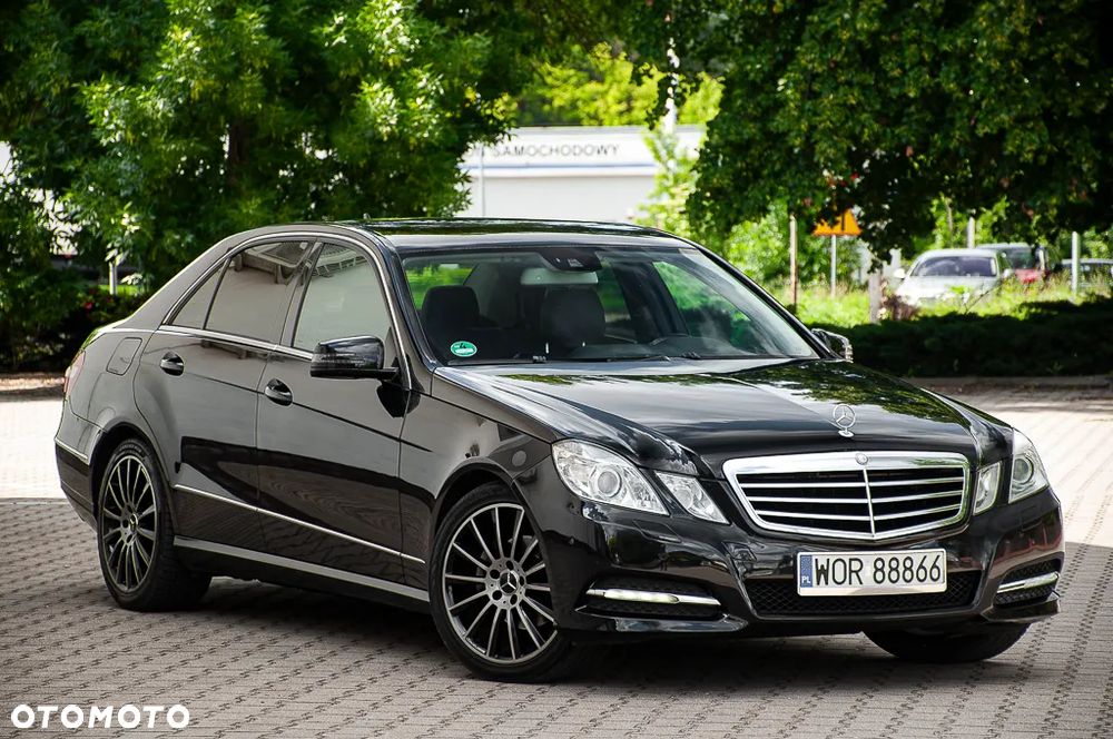 Mercedes-Benz Klasa E 220 BlueTEC 4Matic 7G-TRONIC Avantgarde - 16