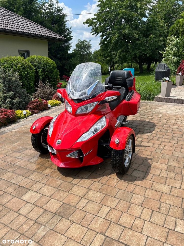 Can-Am Spyder - 1