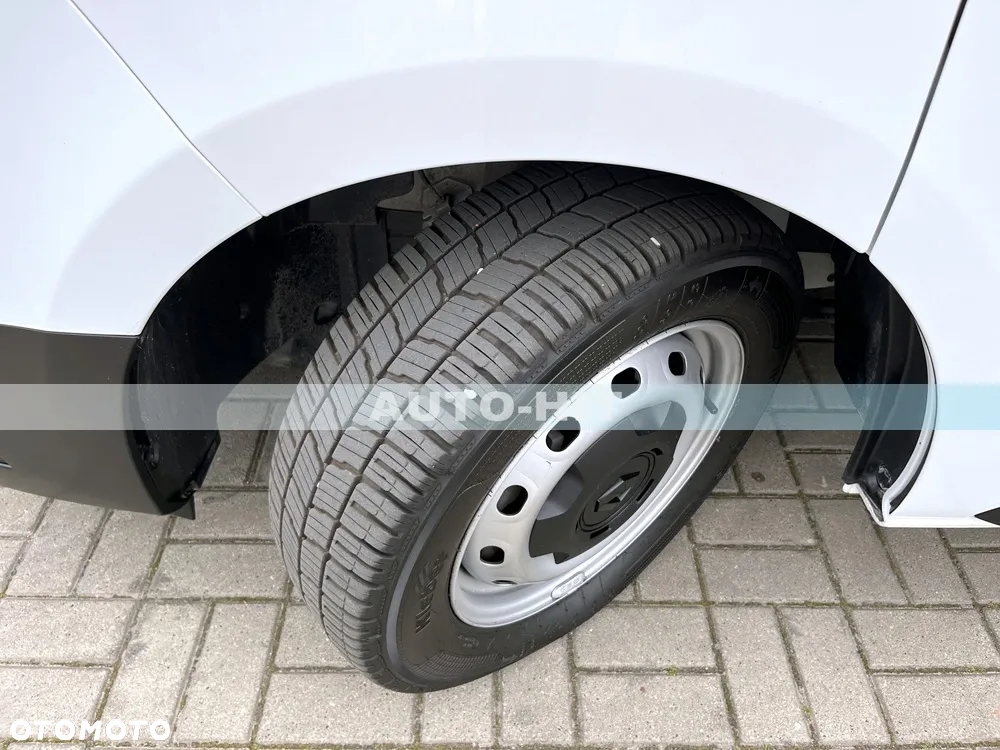 Renault Trafic - 15
