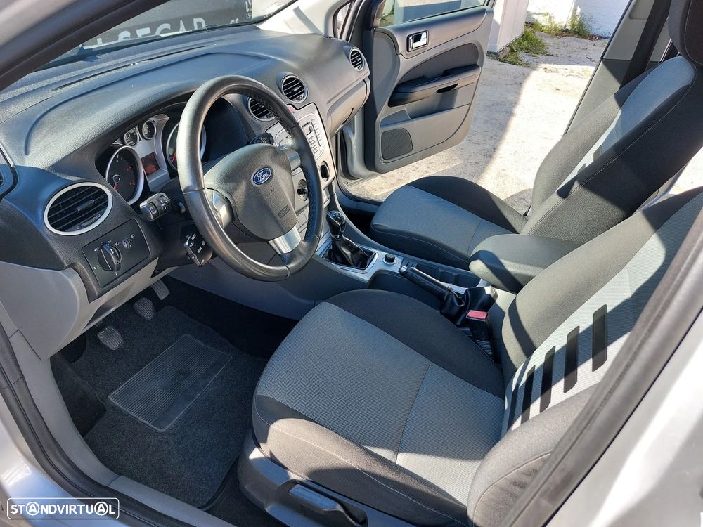 Ford Focus SW 1.6 TDCi Trend - 9