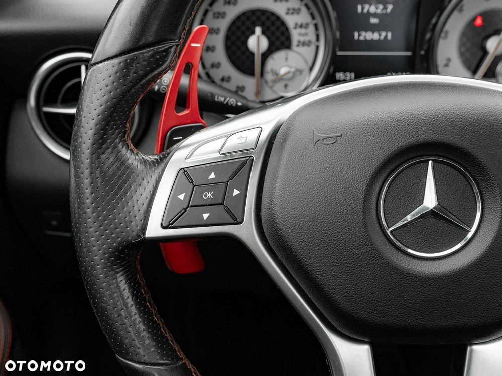 Mercedes-Benz SLK - 17