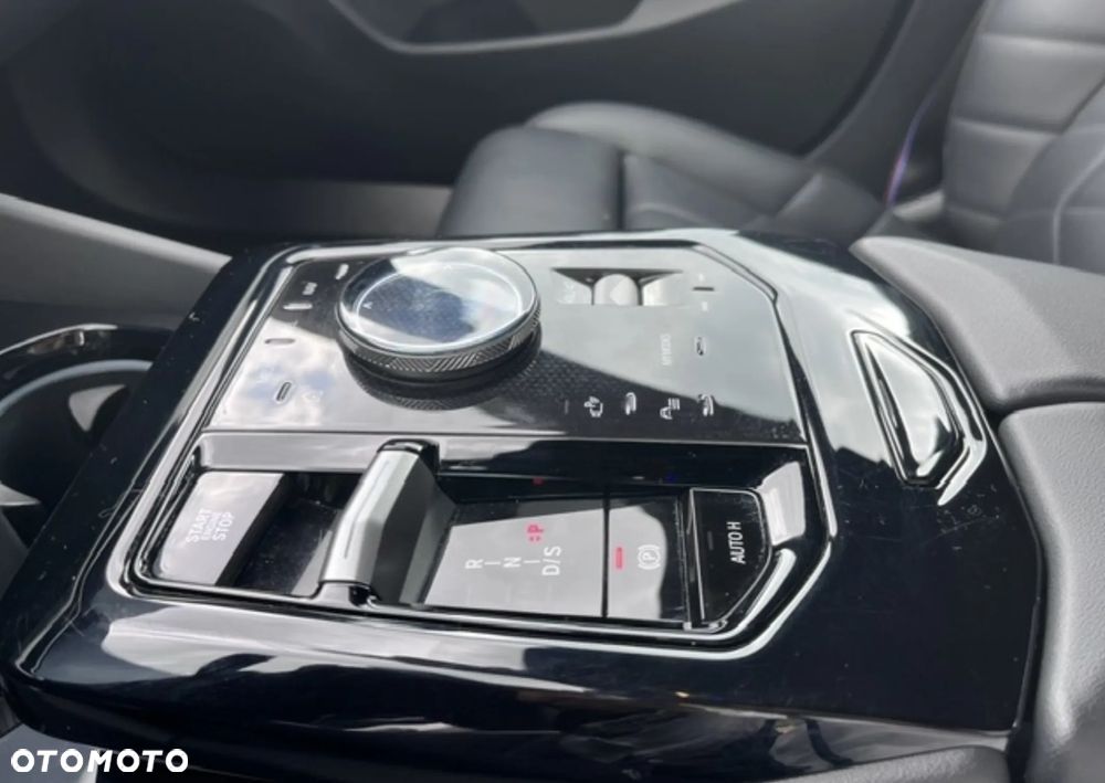 BMW Seria 5 520i M Sport Edition - 14