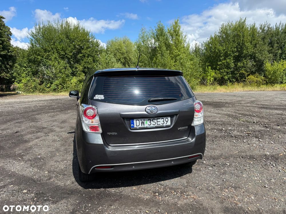 Toyota Verso - 8