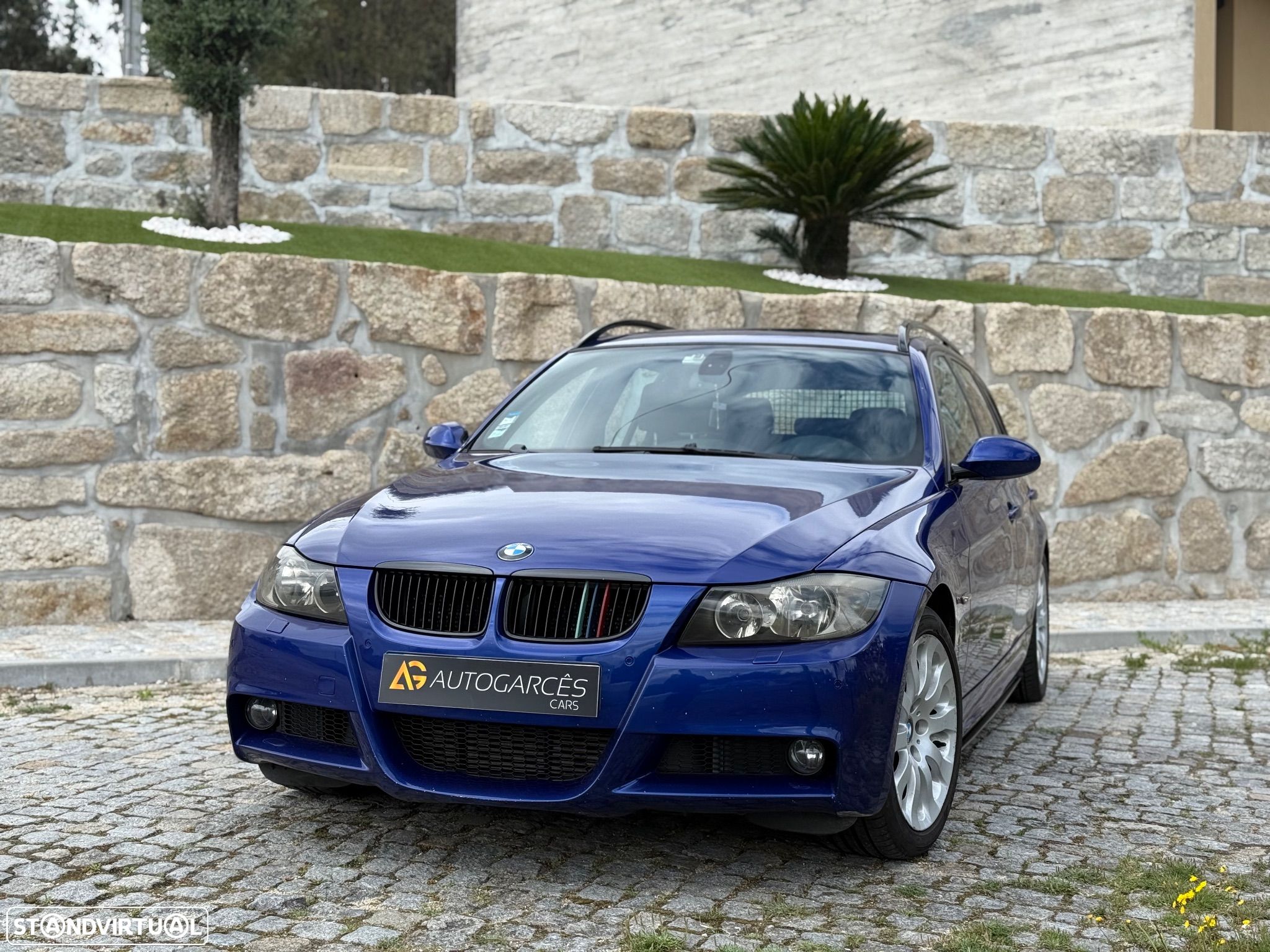 BMW 330 d Touring - 1