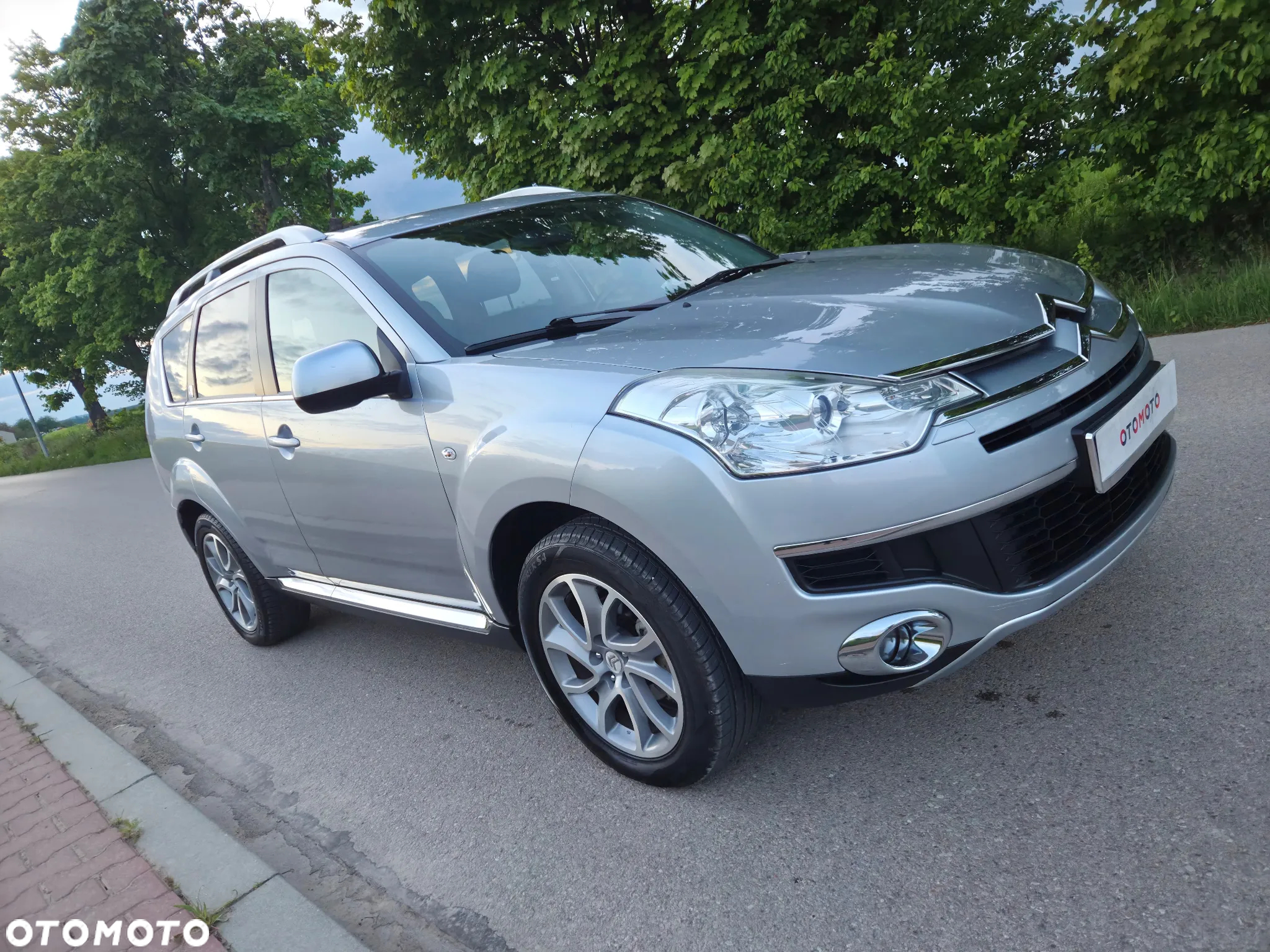Citroën C-Crosser 2.2 HDi Exclusive - 3