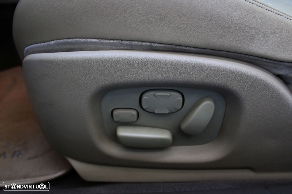 Jaguar XJ XJ6 2.7 D V6 Executive - 44