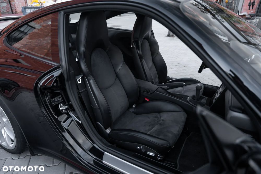 Porsche 911 GT3 - 24