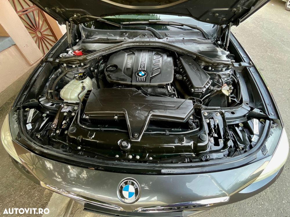 BMW Seria 3 320d Efficient Dynamics Edition - 11