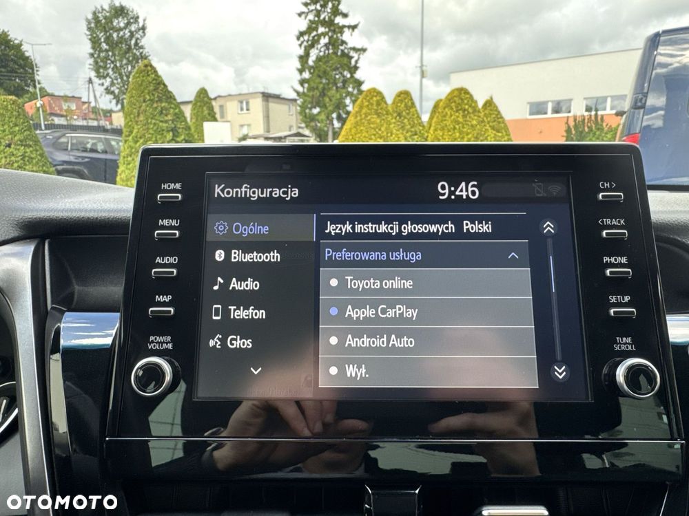 Toyota Camry 2.5 Hybrid Executive CVT - 27