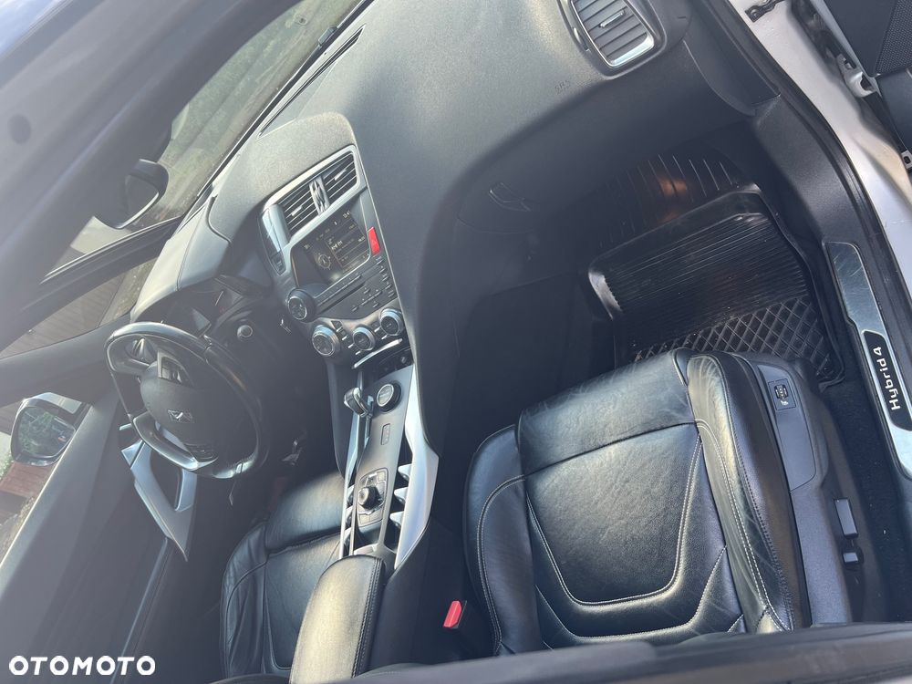 Citroën DS5 Hybrid4 Business Class - 22