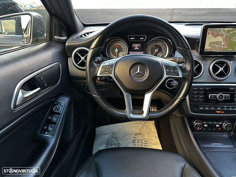 Mercedes-Benz GLA 220 CDi AMG Line - 24
