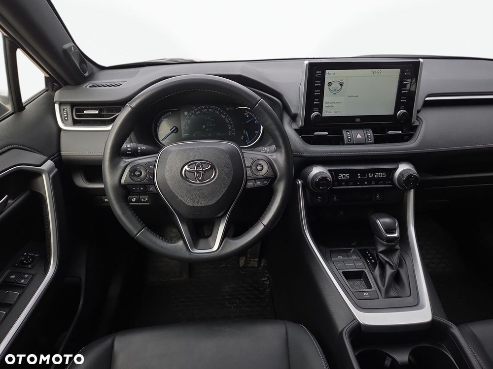 Toyota RAV4 - 18