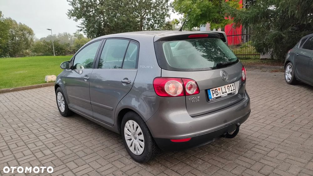 Volkswagen Golf Plus 1.9 TDI DPF Tour Edition - 4