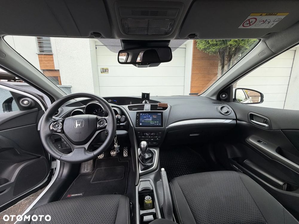 Honda Civic 1.8 Lifestyle (Honda Connect+) - 9