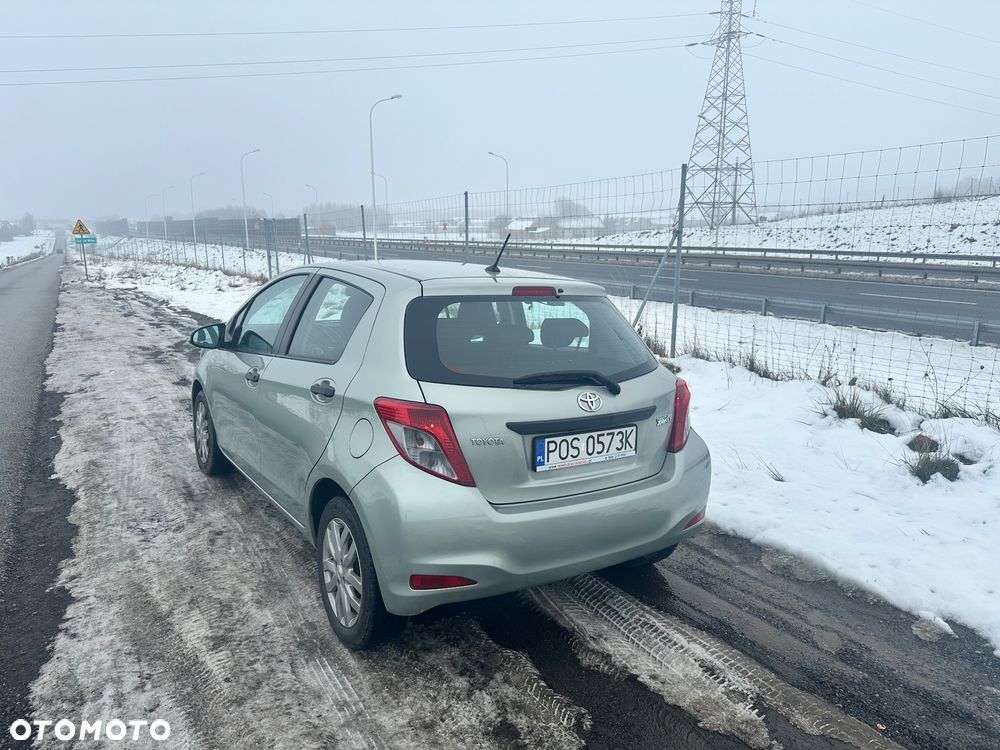Toyota Yaris - 3
