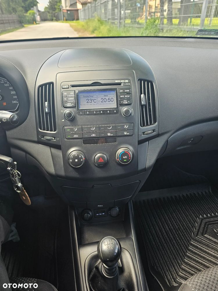 Hyundai i30 1.4 Classic + - 10