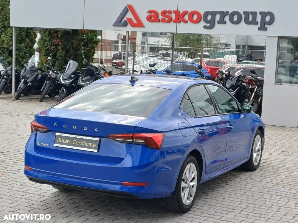 Skoda Octavia 2.0 TDI DSG Style - 4