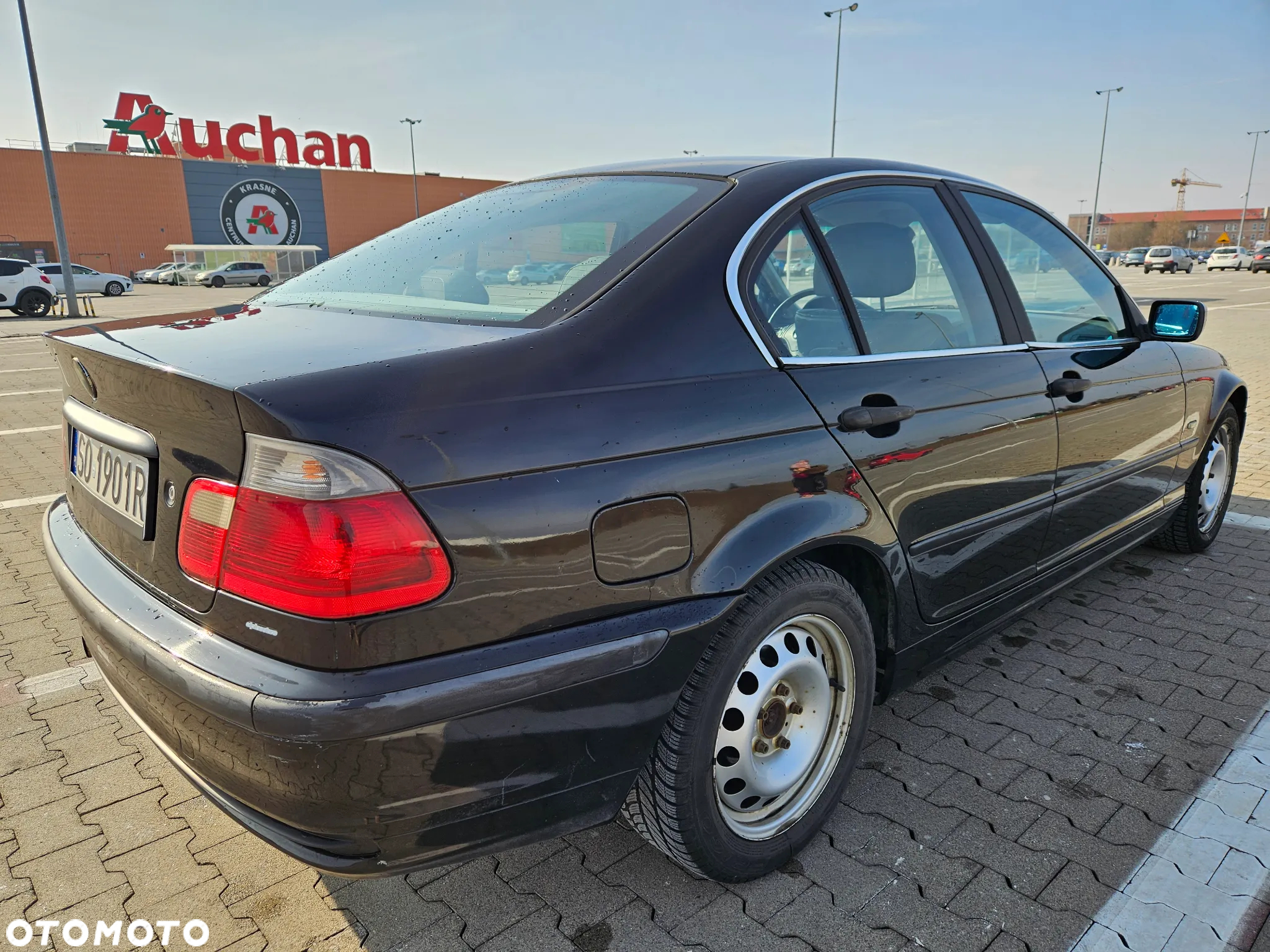 BMW Seria 3 318i - 12