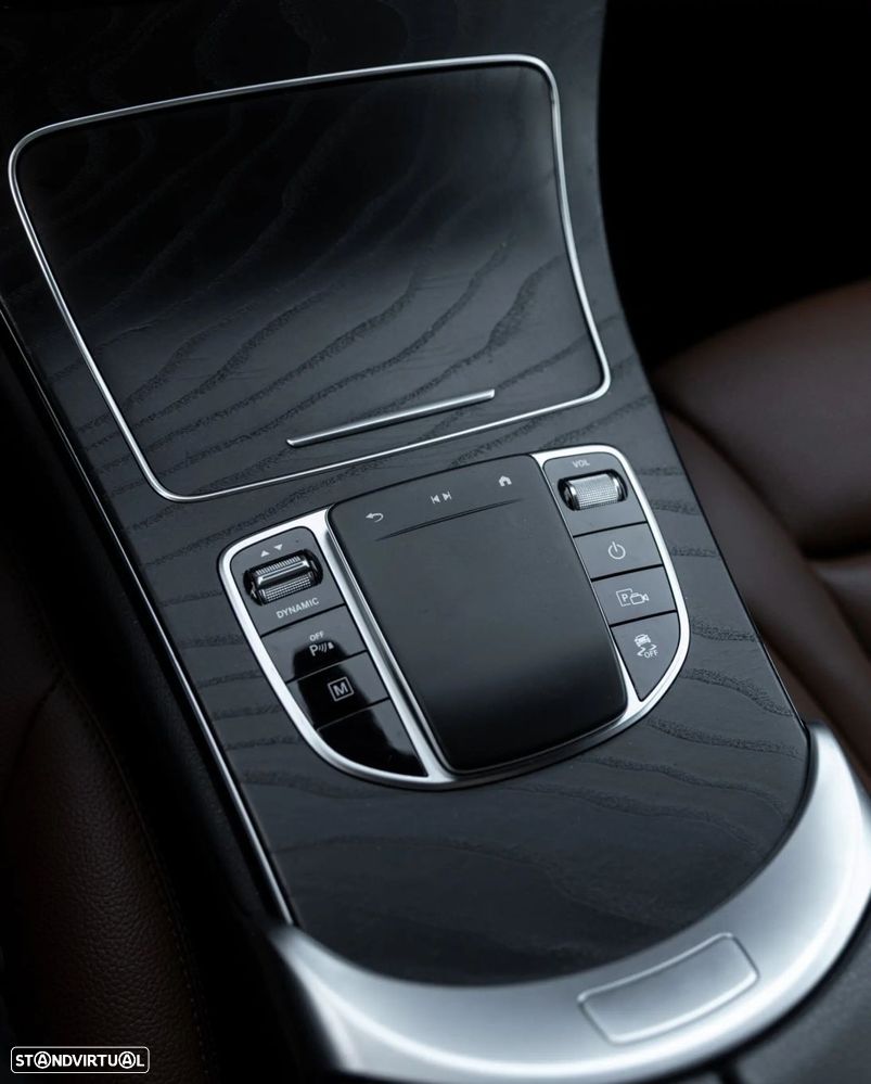 Mercedes-Benz GLC 300 de Coupe 4Matic 9G-TRONIC AMG Line - 24