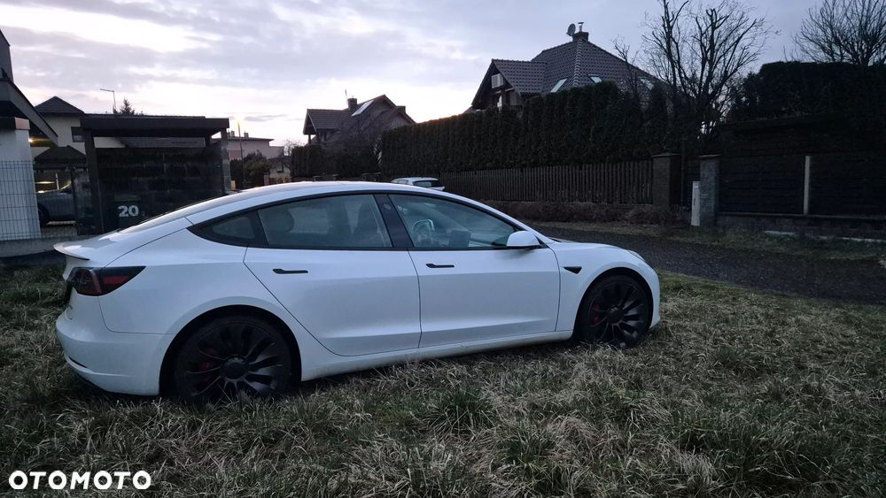 Tesla Model 3 - 9