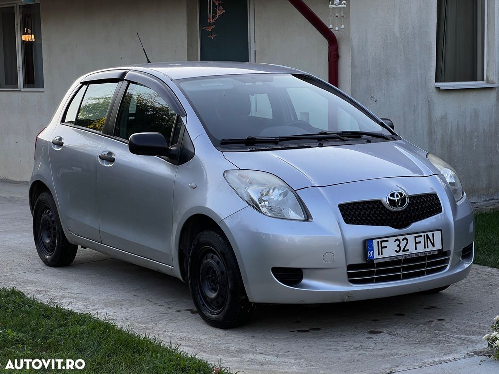 Toyota Yaris 1.0 Terra - 2