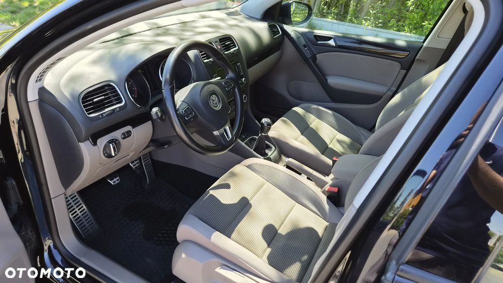 Volkswagen Golf 1.6 Comfortline - 9