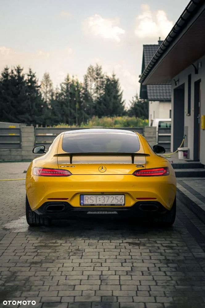 Mercedes-Benz AMG GT S - 17