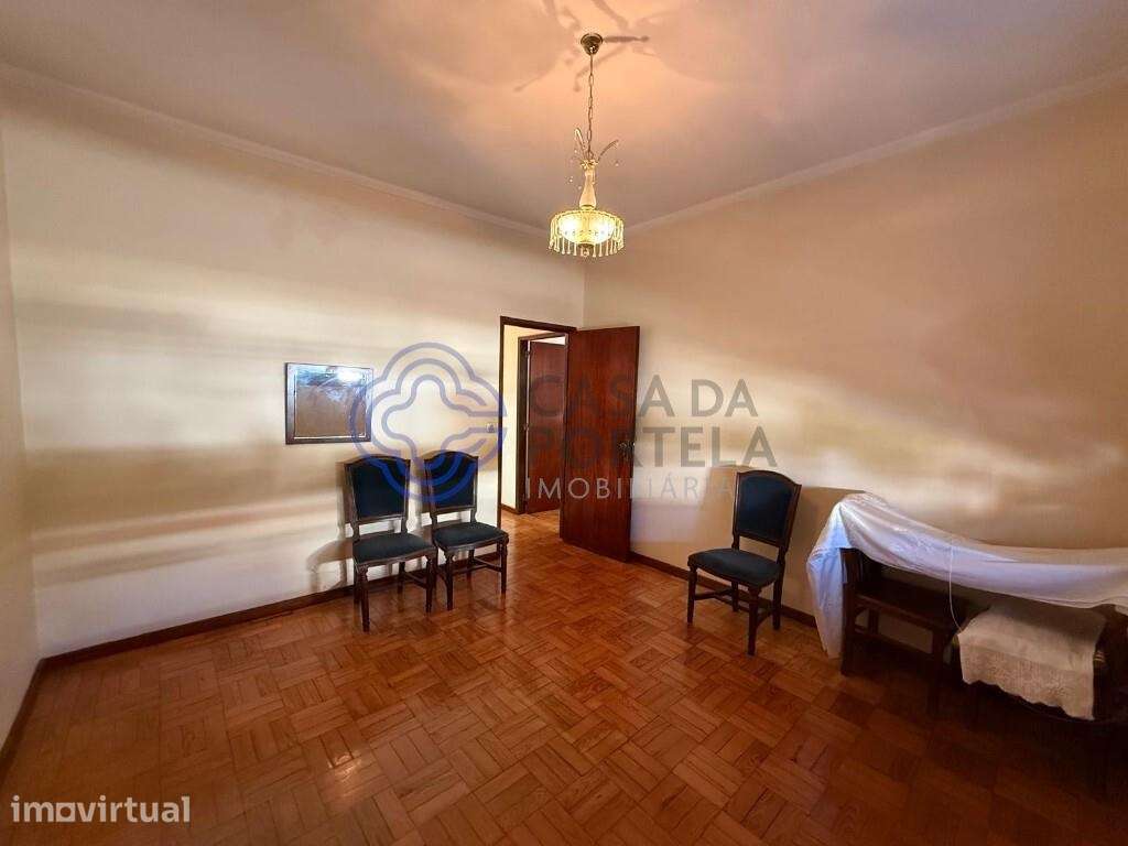 Moradia com possibilidade de criar mais uma segunda habitação - Ermesi - Grande imagem: 3/54