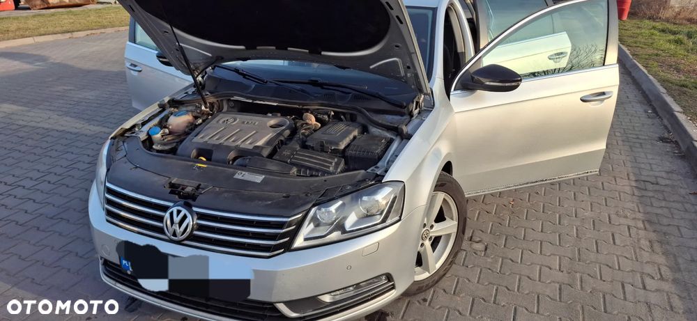 Volkswagen Passat 2.0 TDI Comfortline DSG - 20