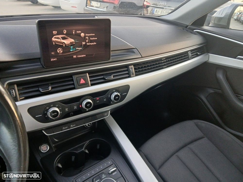Audi A4 Avant 2.0 TDI S tronic - 28
