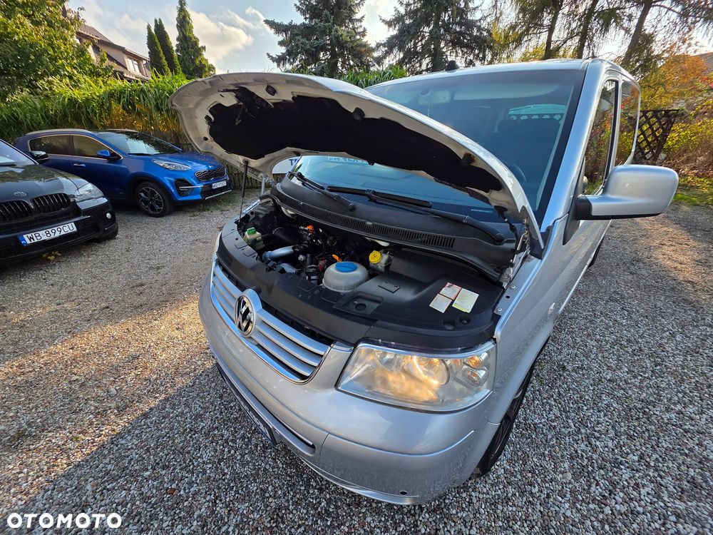 Volkswagen Multivan - 11